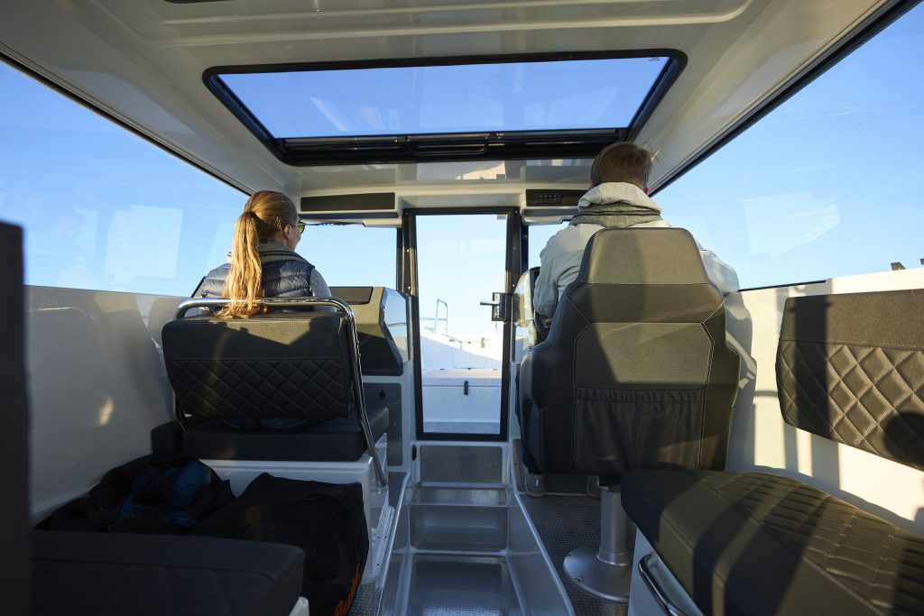 Buster Magnum Cabin