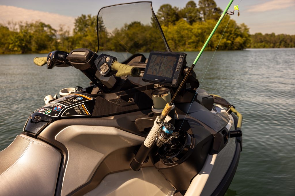 Sea-Doo Fish Pro 300 APEX